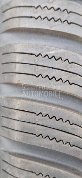 Vredestein 235/65 R17 Zimska