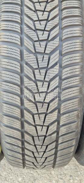 Vredestein 235/65 R17 Zimska
