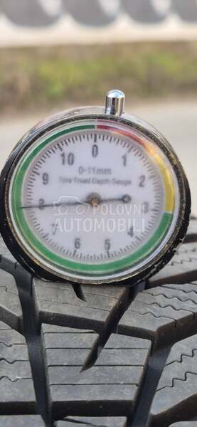 Vredestein 235/65 R17 Zimska