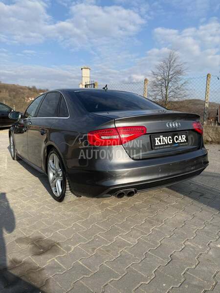 Audi A4 S line