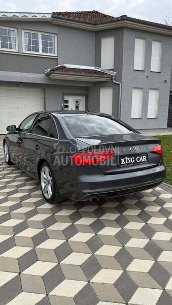 Audi A4 S line