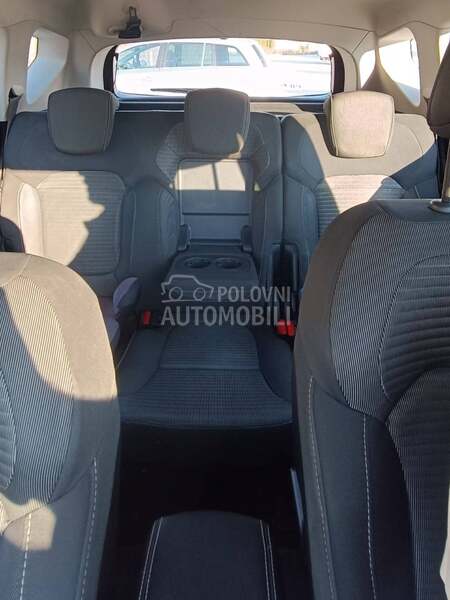 Renault Scenic 1.5 dci