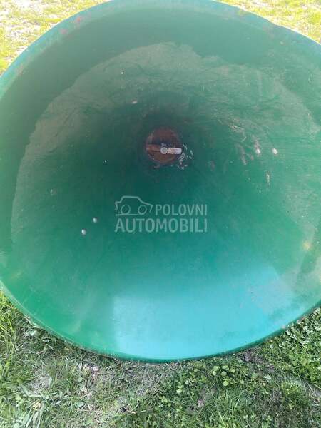 Tehnostroj traktor i prikljuci