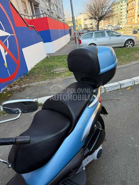 Piaggio Beverly 250 ie