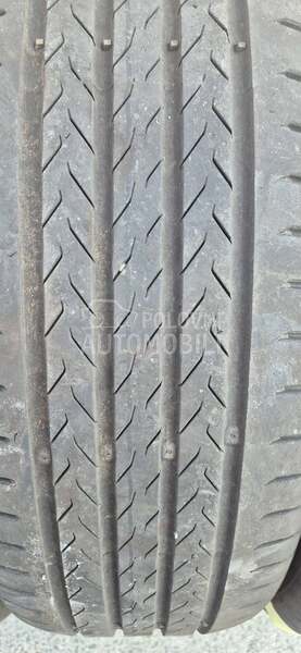 Continental 215/60 R17 Letnja