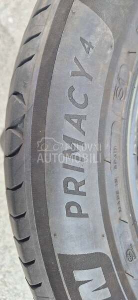 Michelin 215/60 R17 Letnja
