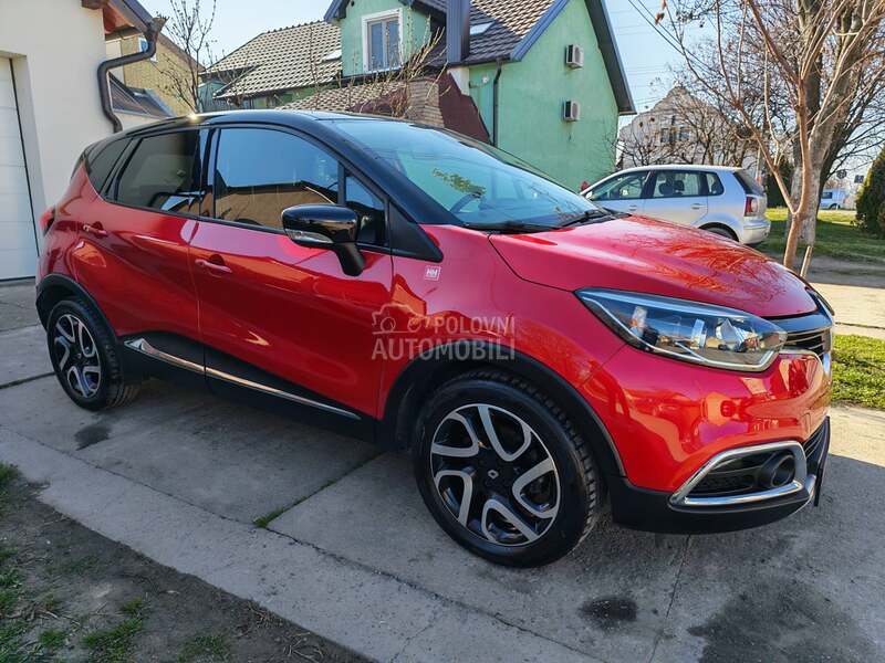 Renault Captur 1.2 HELLY HANSEN AT