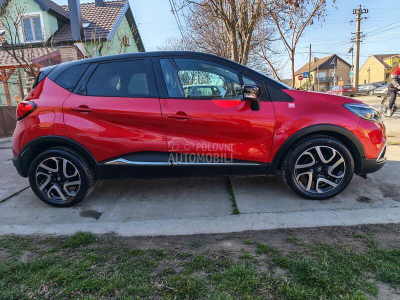 Renault Captur 1.2 HELLY HANSEN AT