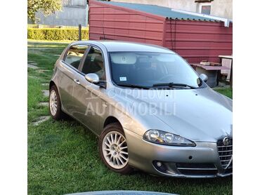 Alfa Romeo 147 