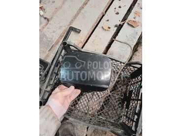 poklopac rezervoara za Audi A4 od 2005. do 2008. god.