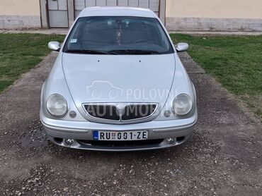 Lancia Lybra 