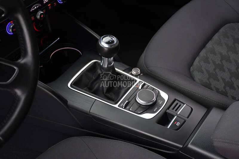 Audi A3 2.0 TDI/AMBITION/CH