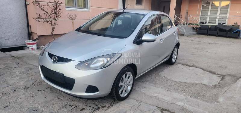 Mazda 2 16v