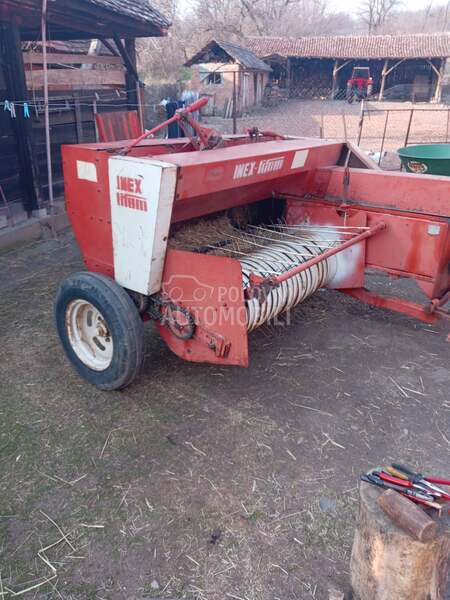 Presa za baliranje sena