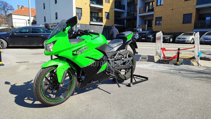 Kawasaki NINJA 250 R