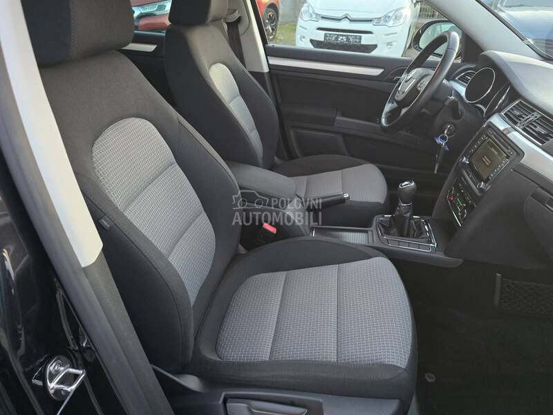 Škoda Superb 1.6 tdi nav clim