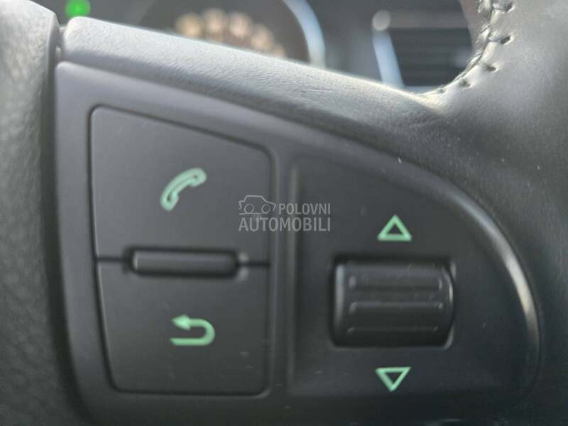 Škoda Superb 1.6 tdi nav clim