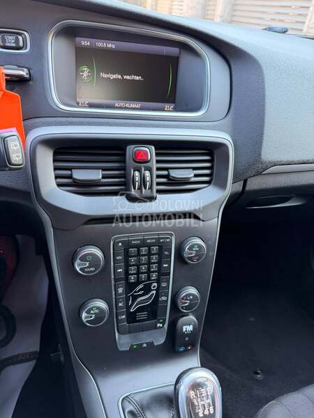 Volvo V40 1.6 D2