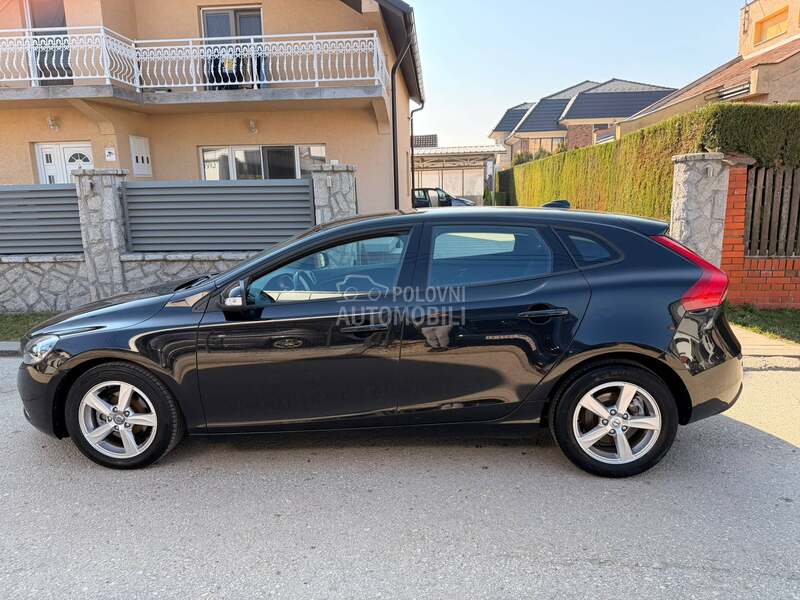 Volvo V40 1.6 D2