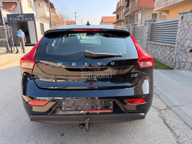 Volvo V40 1.6 D2