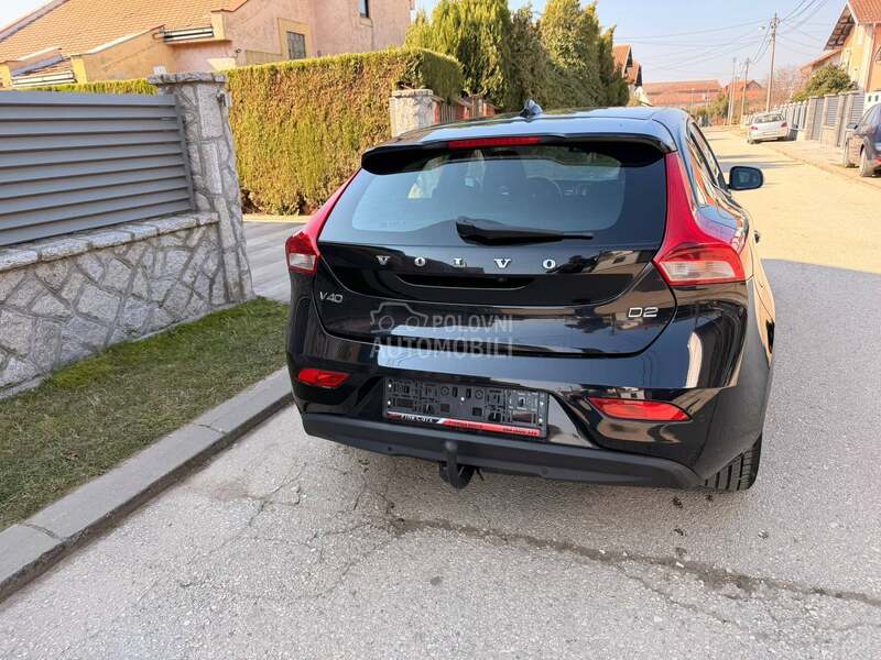 Volvo V40 1.6 D2