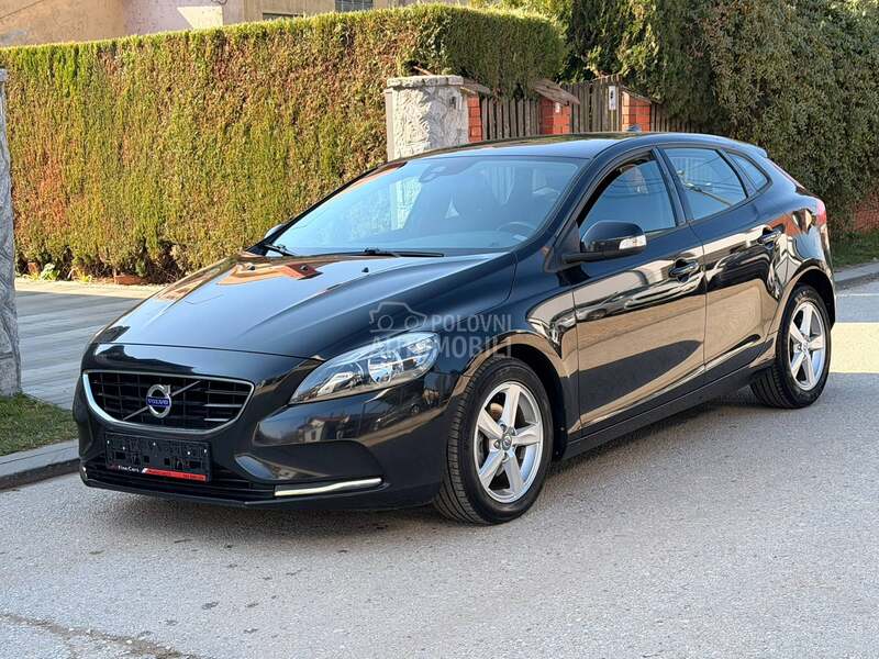 Volvo V40 1.6 D2