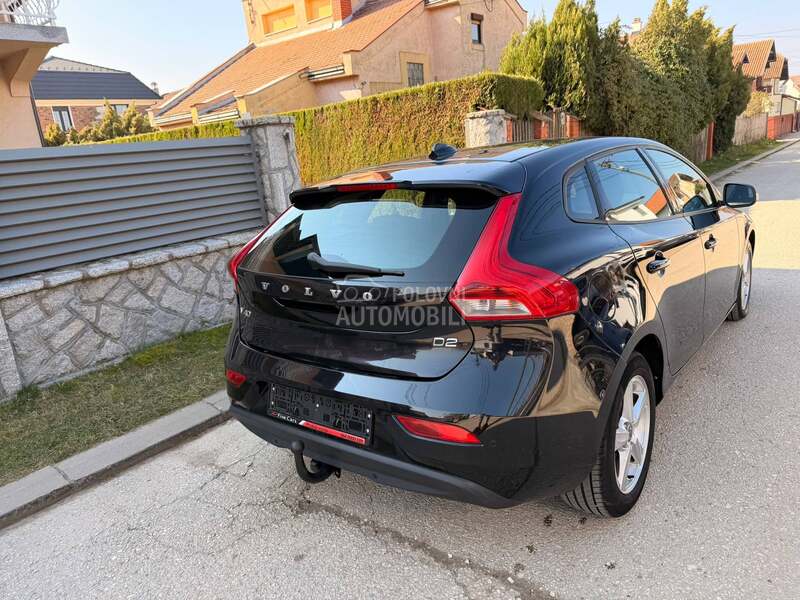 Volvo V40 1.6 D2