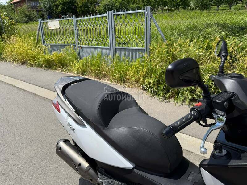 Kymco Downtown 125
