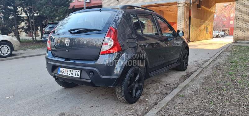 Dacia Sandero 