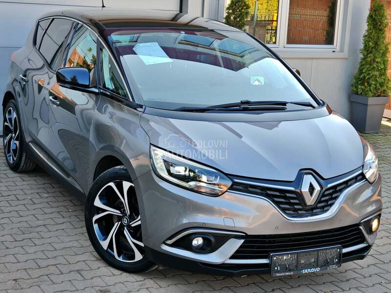 Renault Scenic INITIALE PARIS