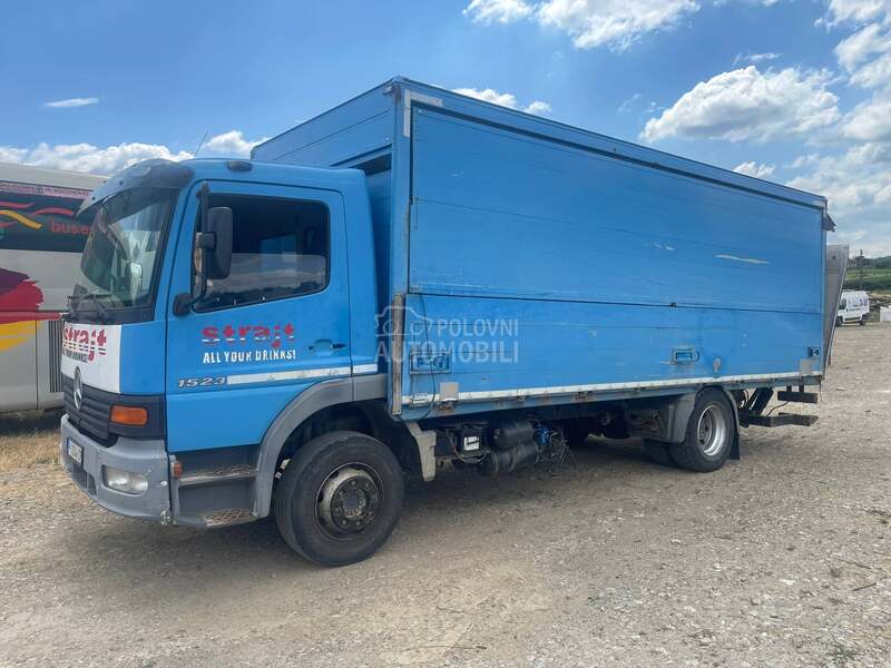 Mercedes Benz Atego 1523
