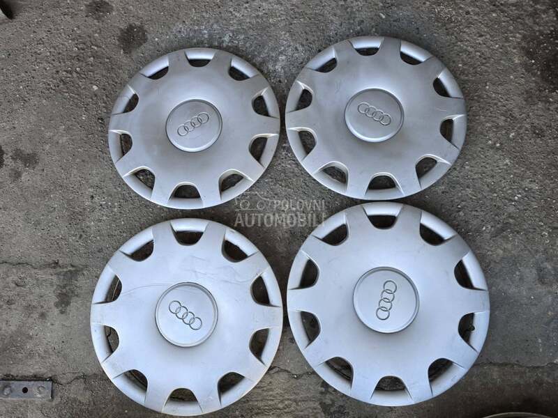 Ratkapne audi 15" Bez rupa