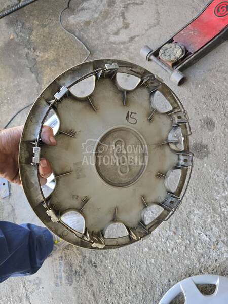 Ratkapne audi 15" Bez rupa