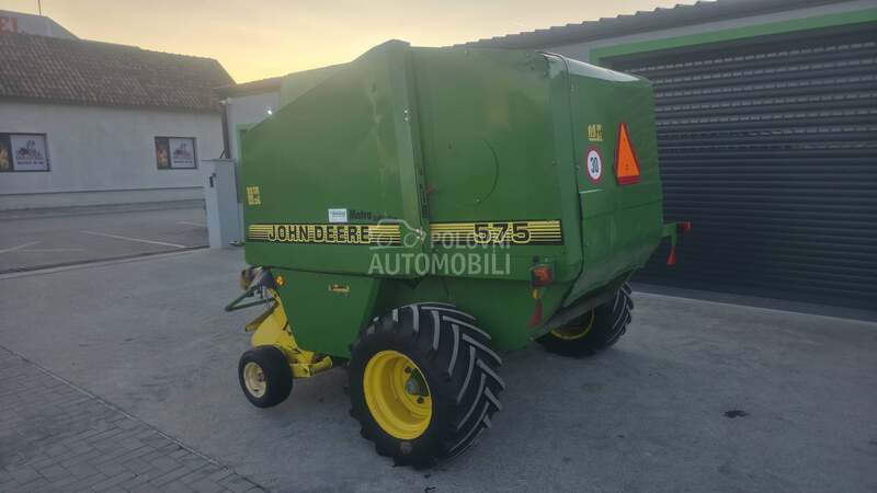 John Deere 575