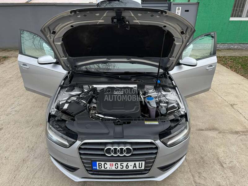 Audi A4 2.0TDI S-Line NAV