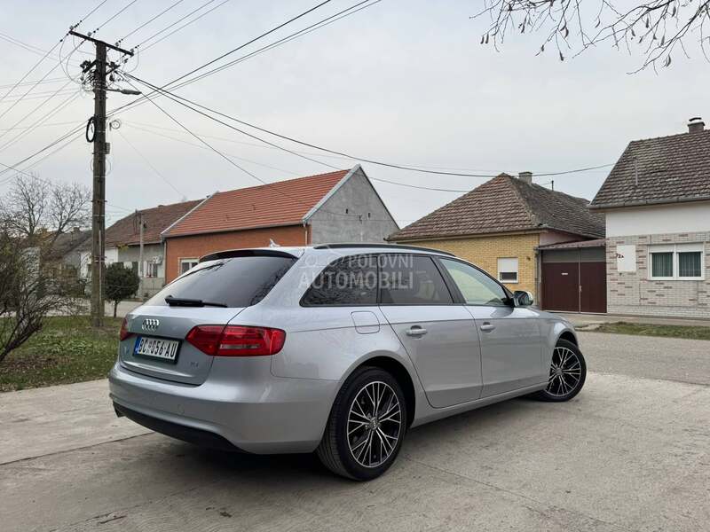Audi A4 2.0TDI S-Line NAV