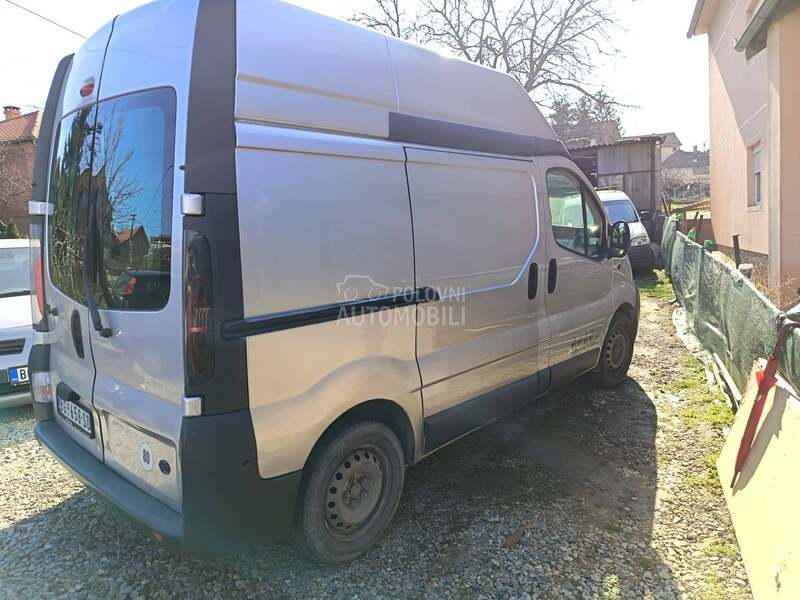 Opel Vivaro L1H2