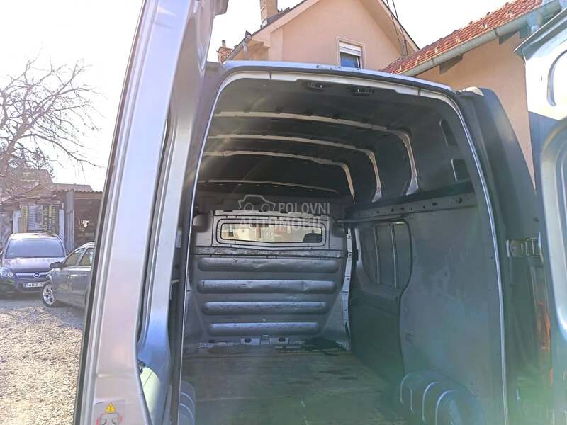 Opel Vivaro L1H2