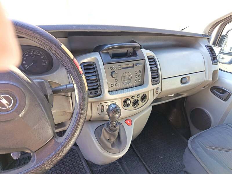 Opel Vivaro L1H2