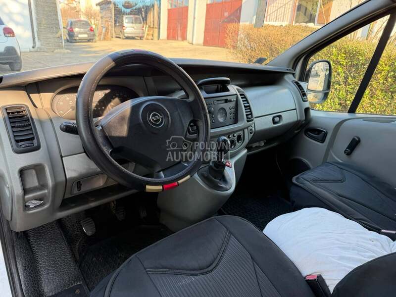 Opel Vivaro L1H2