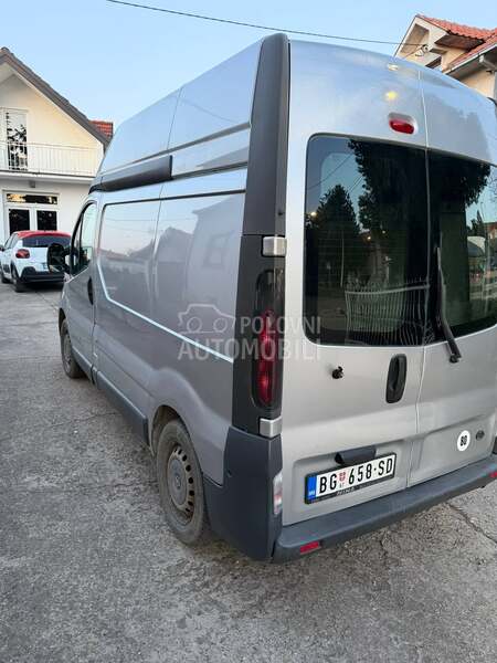 Opel Vivaro L1H2