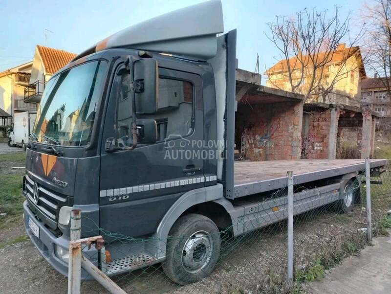 Mercedes Benz ATEGO 818