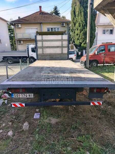 Mercedes Benz ATEGO 818