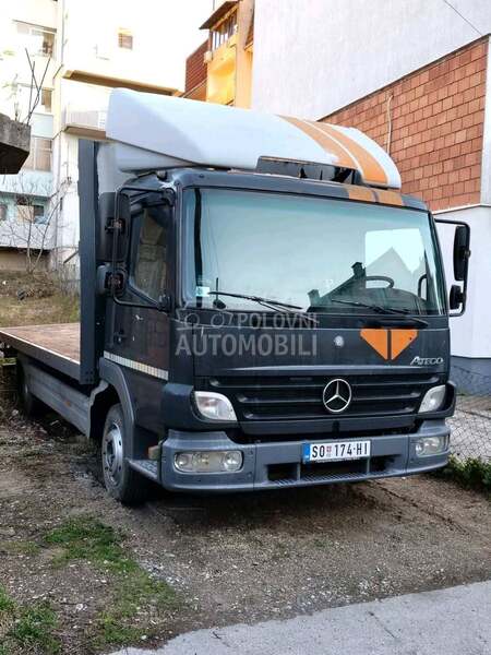 Mercedes Benz ATEGO 818