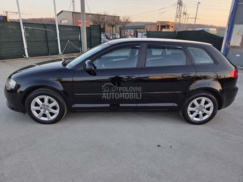Audi A3 BUKVALNO NOV