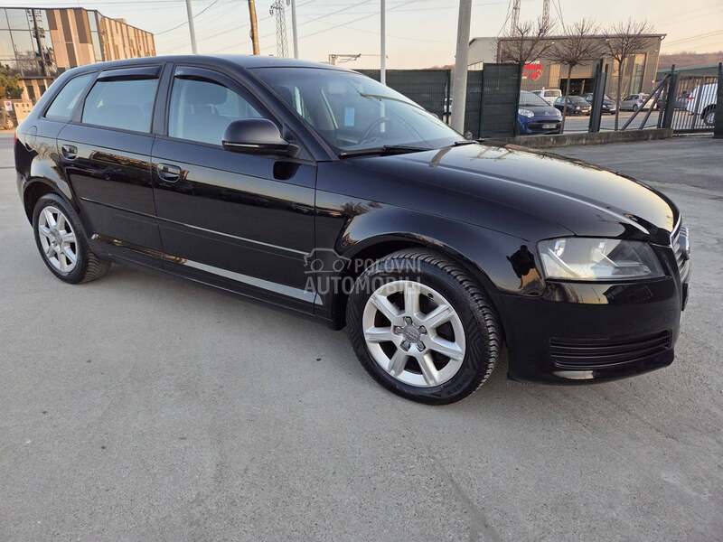 Audi A3 BUKVALNO NOV