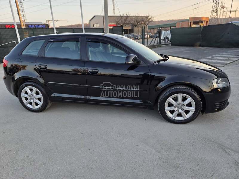 Audi A3 BUKVALNO NOV