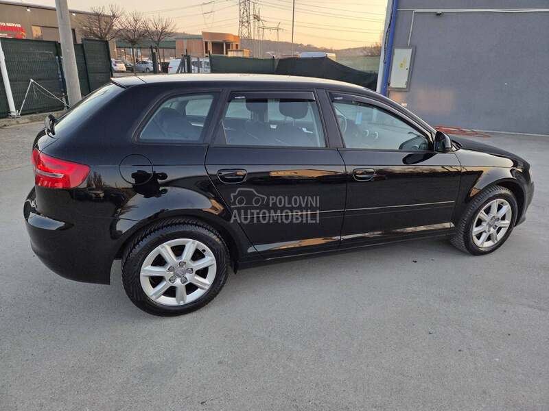 Audi A3 BUKVALNO NOV