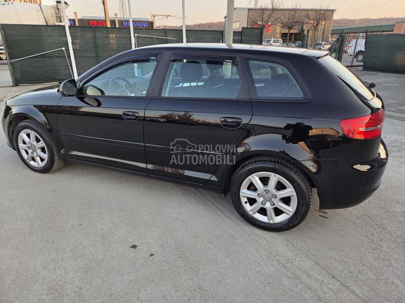 Audi A3 BUKVALNO NOV