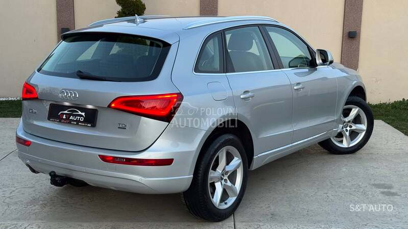 Audi Q5 2.0TDI/LED/NAV/F.U.L